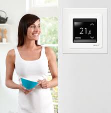 karbon stma filmleri iin dokunmatik ekranl termostatlar